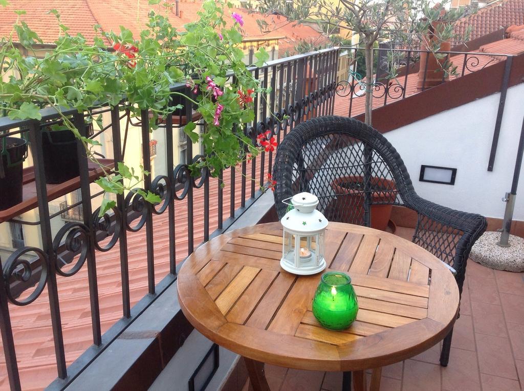 Apartment Pied A Terre With Terrazza In Milan City Center Номер фото