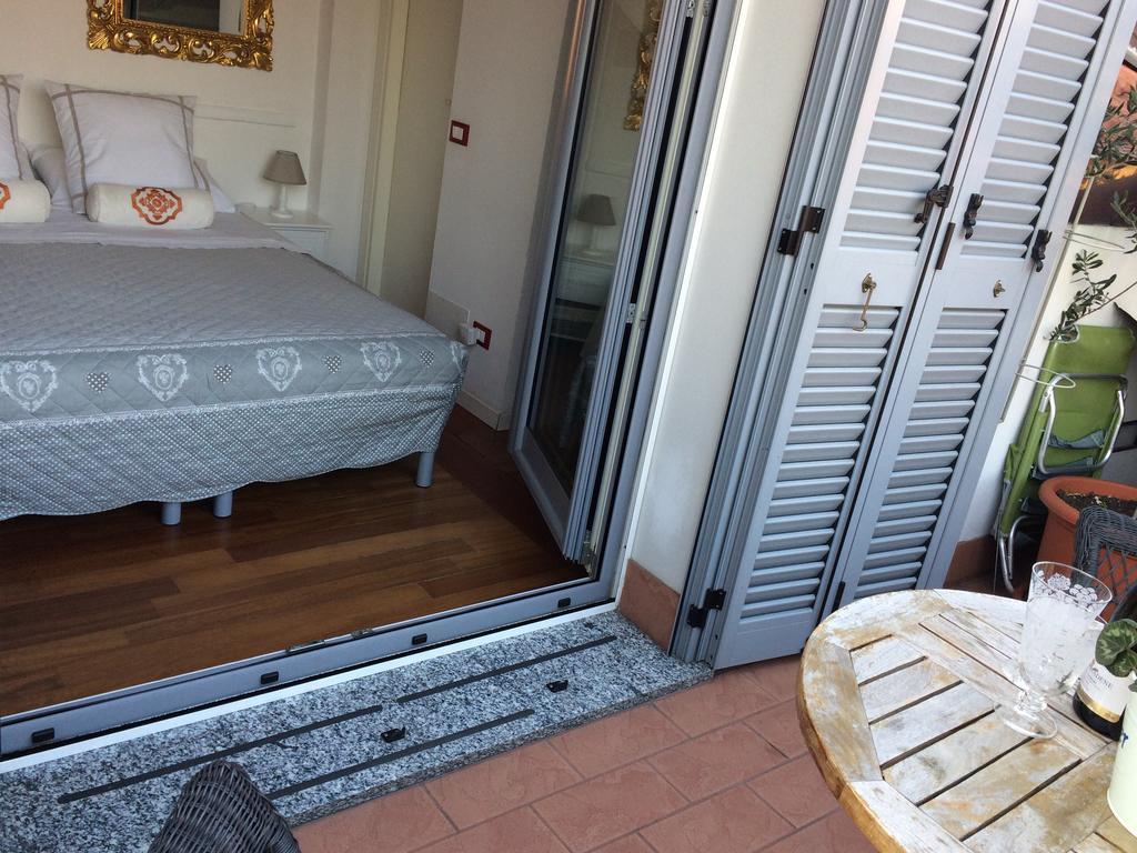 Apartment Pied A Terre With Terrazza In Milan City Center Екстер'єр фото